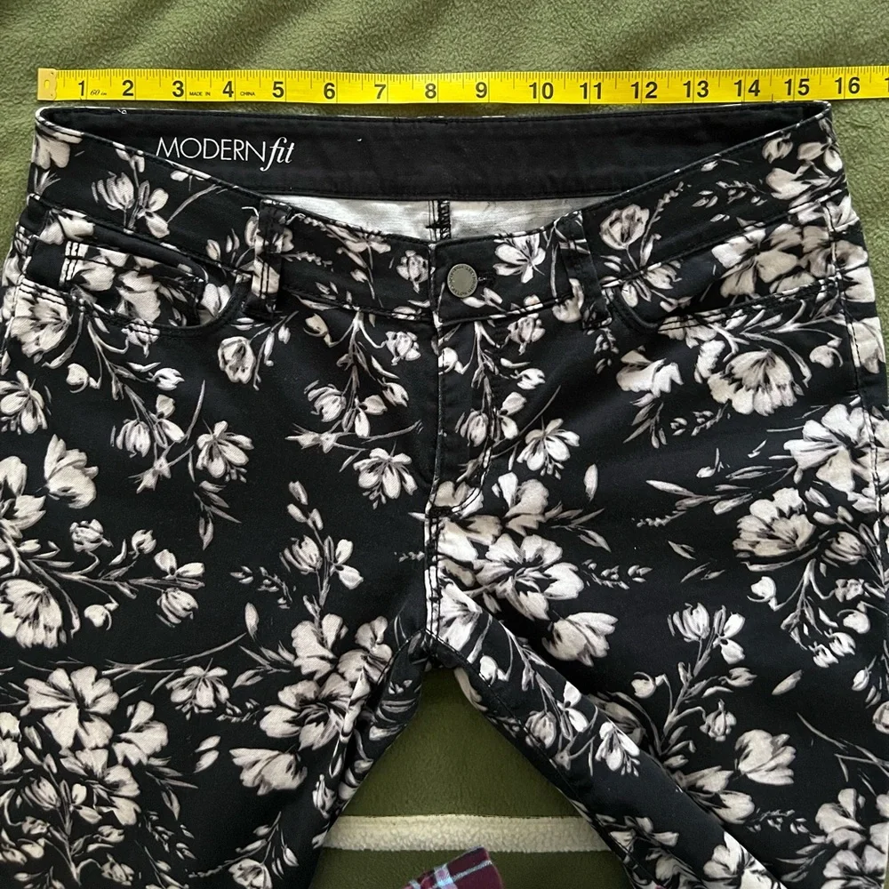 Ann Taylor Black and White Floral Jeans